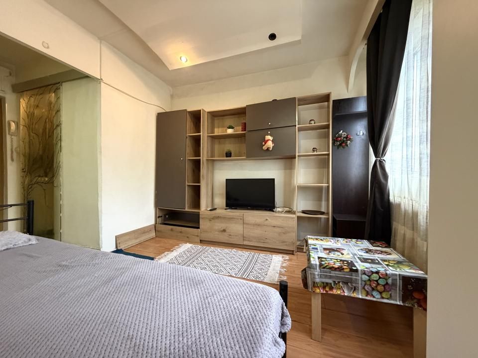 Apartament cu o camera, 17 mp utili, etaj 4, mobilat- Buziasului – fotografia 3 din 7