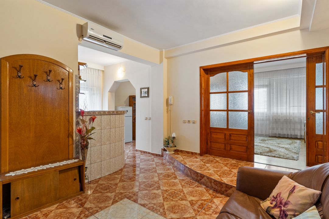 Vila de vânzare Faleza Nord de 557 mpt compusă din 3 apartamente lângă ZoomBeach – fotografia 17 din 25