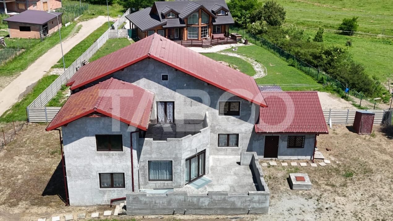 Casa individuala 5 camere 3 bai garaj 497 m teren liber Sat Sercaia – fotografia 3 din 18