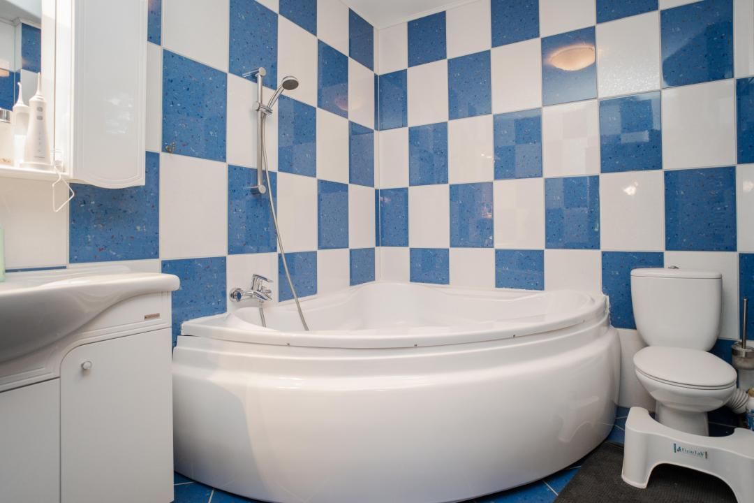 Vilă Grandioasă 650 mp+Spațiu Comercial 110 mp Tătărași Teren 968 mp – fotografia 15 din 20