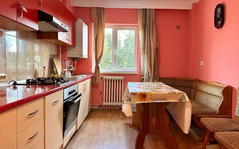 Vanzare Apartament 4 camere Deco CETATE Mercur 2 bai 90 mp cu balcon si pod