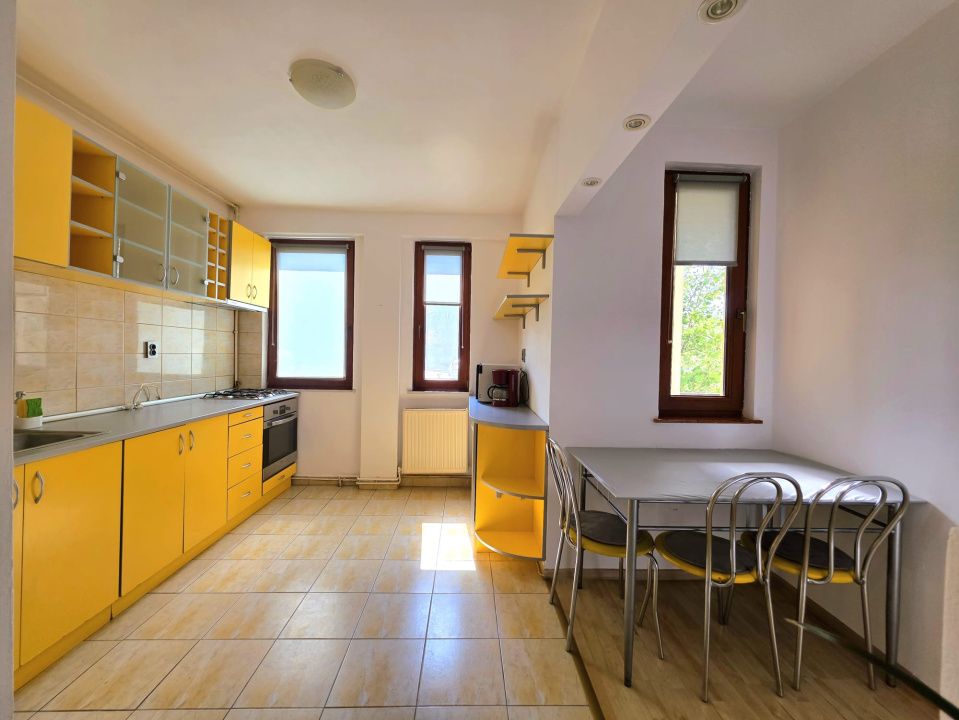 Apartament 2 camere, Cetatea Fetei cu 2 parcari – fotografia 6 din 10
