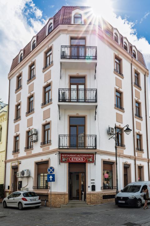 Apartament cu 4 camere în centrul istoric  CONSTANTEI cu vedere la MARE – fotografia 32 din 35