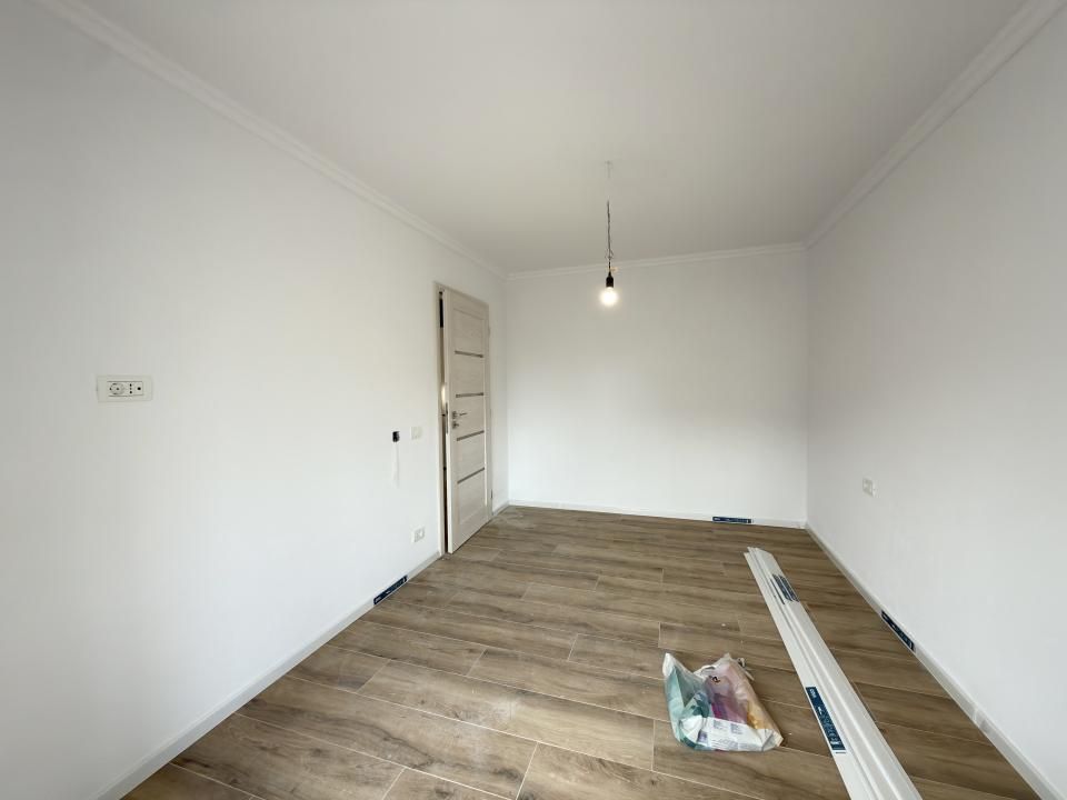 Apartament cu 3 camere, decomandat, 65mp, etaj 1 - zona Dambovita – fotografia 7 din 18
