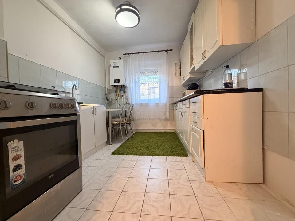 Apartament 3 camere, semidecomandat, 55 mp utili, mobilat, etaj 3 -Girocului – fotografia 8 din 10