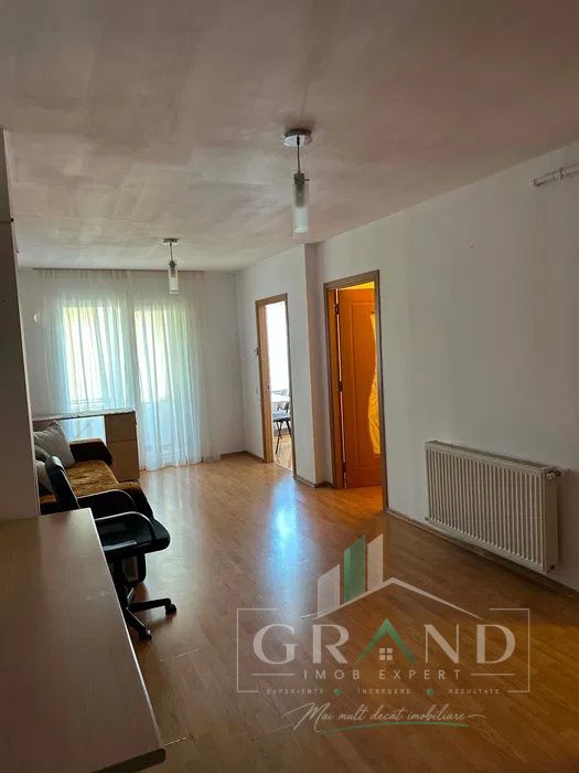 OFERTĂ EXCELENTĂ | 2 camere+balcon | Etaj 2 | Lift | Complex Oașului–Iris – fotografia 3 din 8