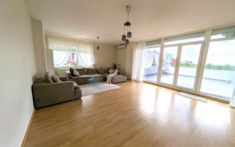 Penthouse 3 Camere, 2 bai, decomandat, 100 mp utili - Zona Aradului