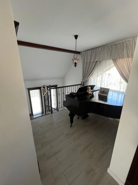 Casă premium, 260 mp utili, teren 1000mp-Dezmir – fotografia 12 din 16