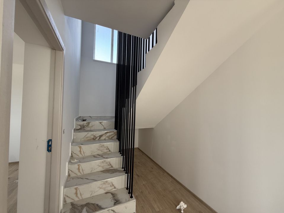 Casa P+1, 341 MP teren, 120 MP utili, comuna Malu Mare, zona Selgros – fotografia 7 din 7
