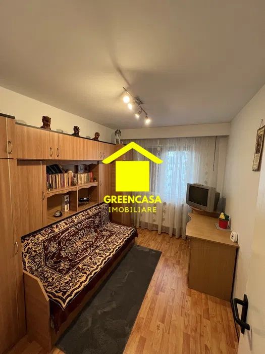 Apartament 3 camere, garaj, 2 boxe, zona La Terenuri, Manastur – fotografia 2 din 6