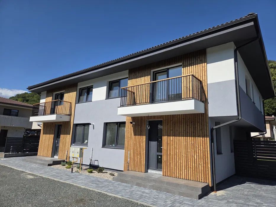 Duplex in Tauti, 4 camere, 120mp, 240mp teren – fotografia 2 din 16