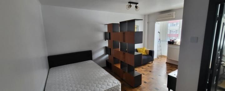 Garsoniera | Tineretului | Metrou | Renovata 2025 | Smart Home – fotografia 2 din 7