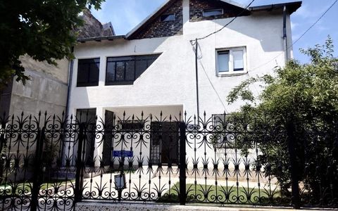 Etaj+Mansardă de vanzare | Targoviste Zona Inspectoratului Scolar|90 mp+Mansardă