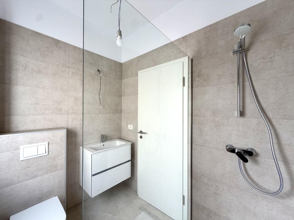 Duplex spatios, 5 camere, 135 utili, 426 mp teren - Dumbravita – fotografia 10 din 15