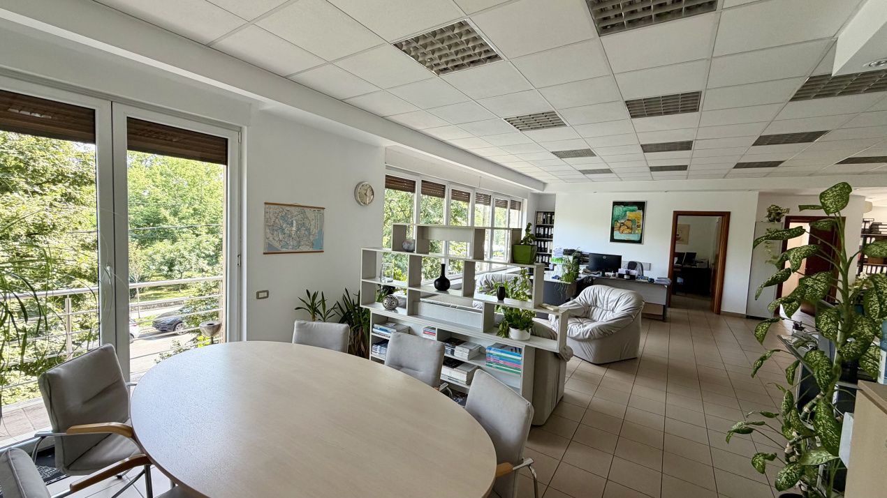 Apartament 237 mp  Barbu Văcărescu – Tei | Vedere Parcul Circului | Garaj – fotografia 13 din 19