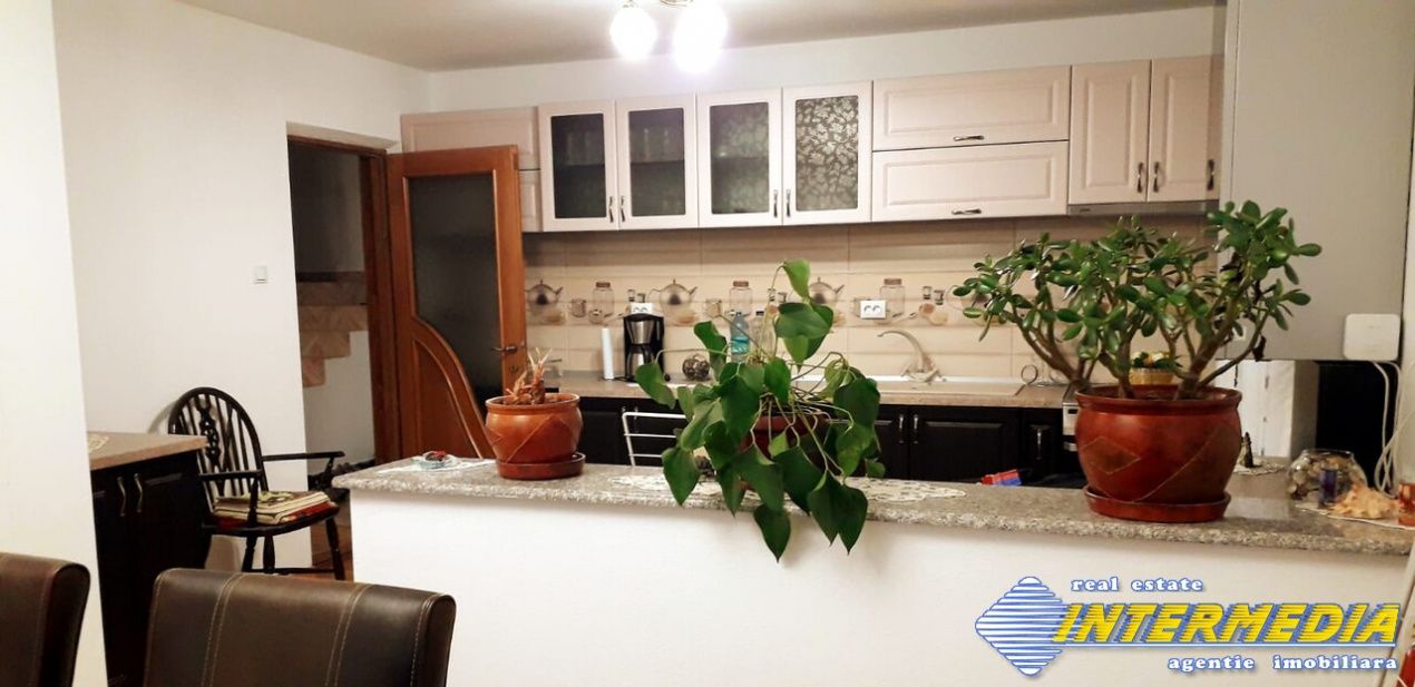 Casa Noua cu 4 camere + Living D+P+M in zona Arex Ampoi 3 – fotografia 9 din 21