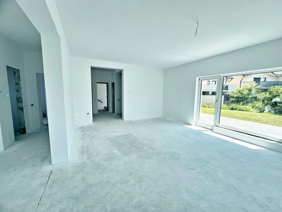 Casă single în Cristian, Sibiu - 4 Camere, 2 Terase, Teren 486 – fotografia 24 din 41