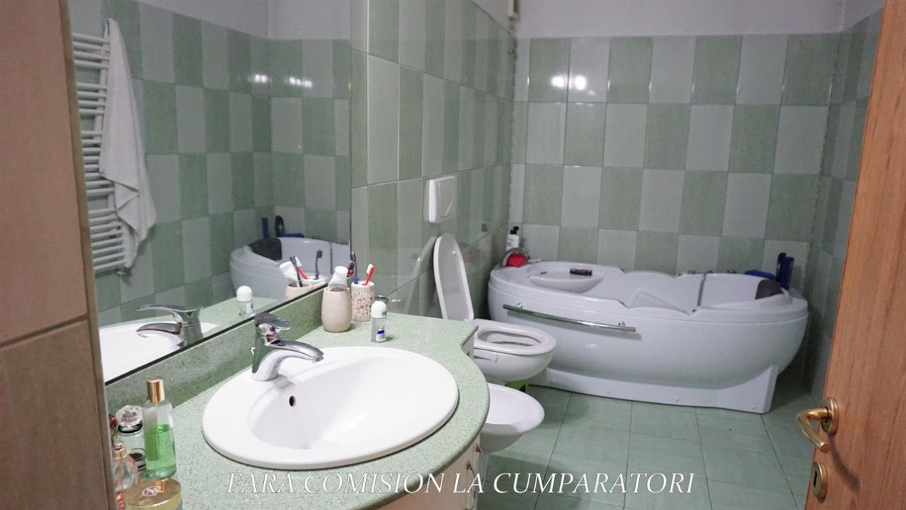 1 MAI - DUPLEX 140 MP – fotografia 15 din 25