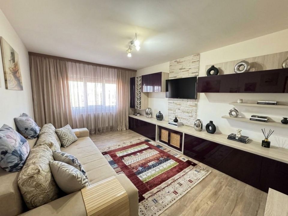 Apartament 2 camere decomandat, 2 balcoane, centrală pe gaze – zona Anda – fotografia 2 din 9