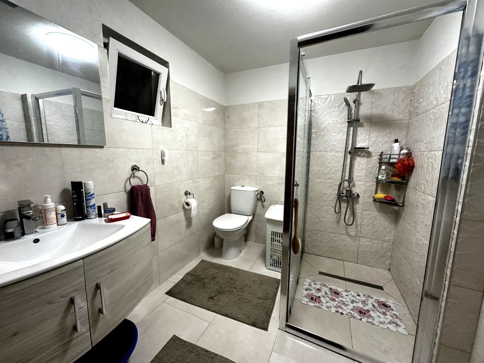 Casa P+M Zona Hotel CETATE 715 mp Teren Garaj Terase Piscina ideal Regim Hotelie – fotografia 3 din 26