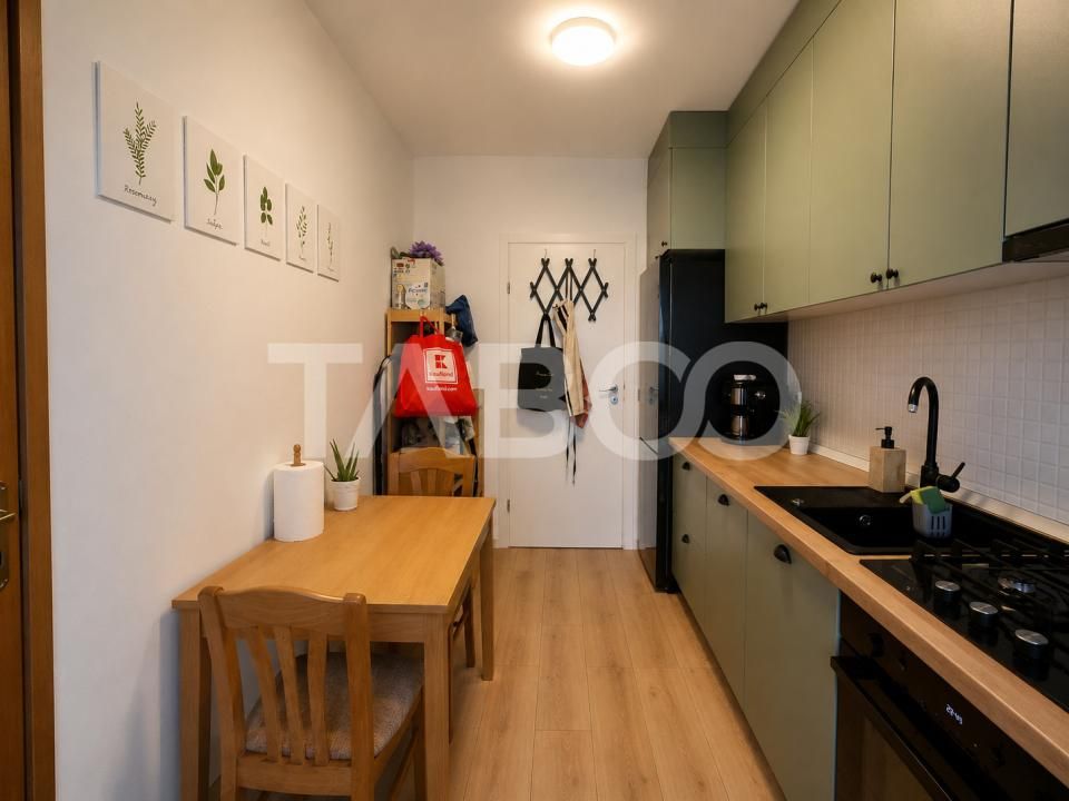 Apartament decomandat de vanzare 2 camere etaj 1 lift balcon bloc nou – fotografia 7 din 14