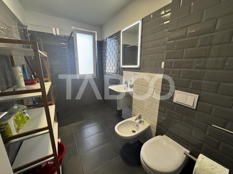 Apartament de vanzare cu 5 camere 2 parcari zona Brana Selimbar – fotografia 7 din 16