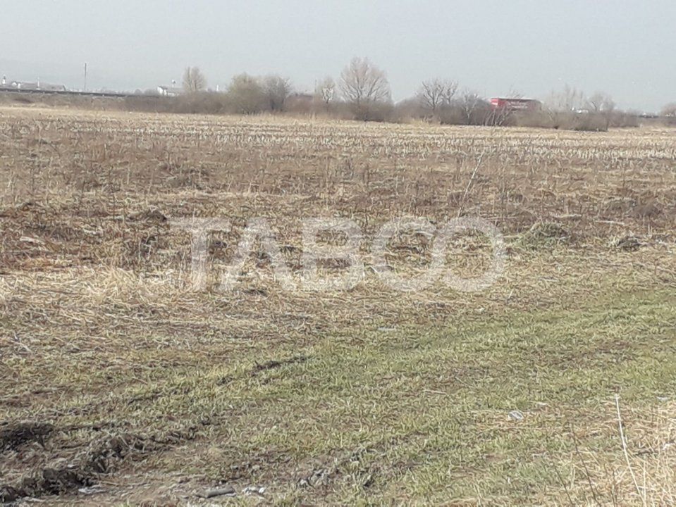 Teren extravilan 4200 mp in Sibiu zona Turnisor – fotografia 2 din 3
