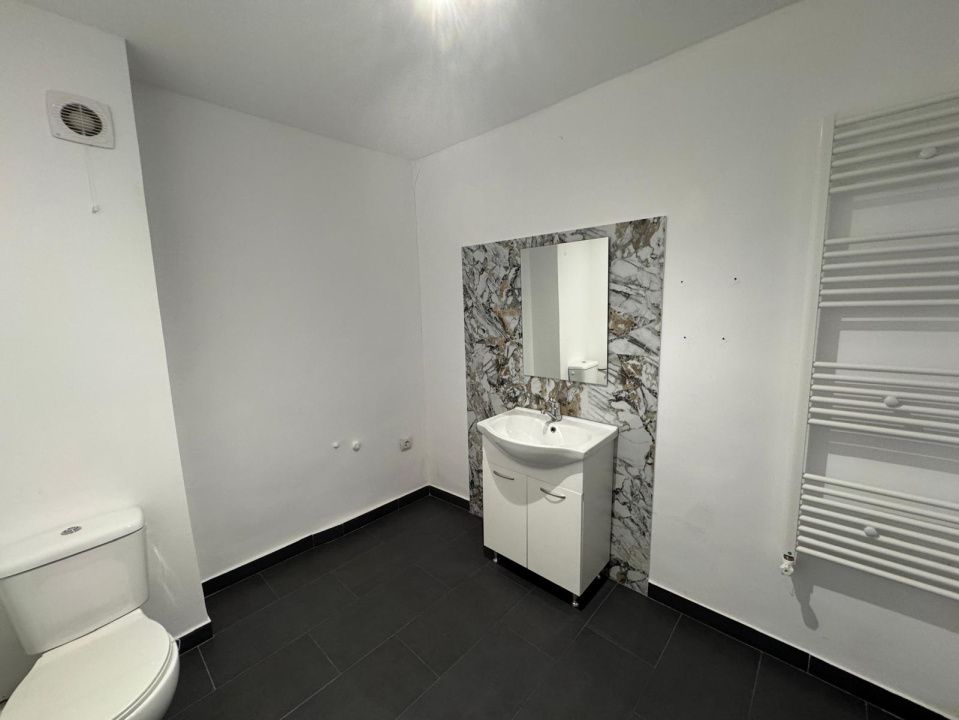 Închiriere casă pentru birouri + 4 garaje, P-ța Cipariu – fotografia 6 din 15