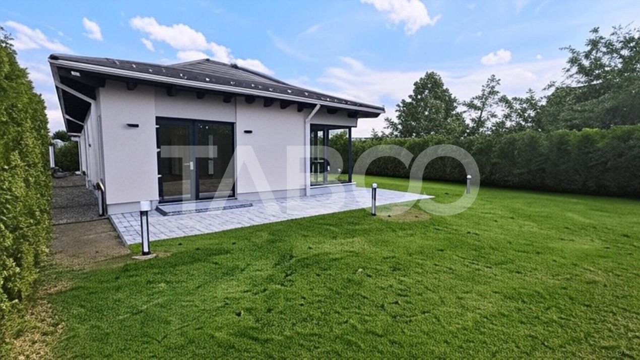 Casa noua de lux model deosebit de vanzare in Sebes – fotografia 14 din 19