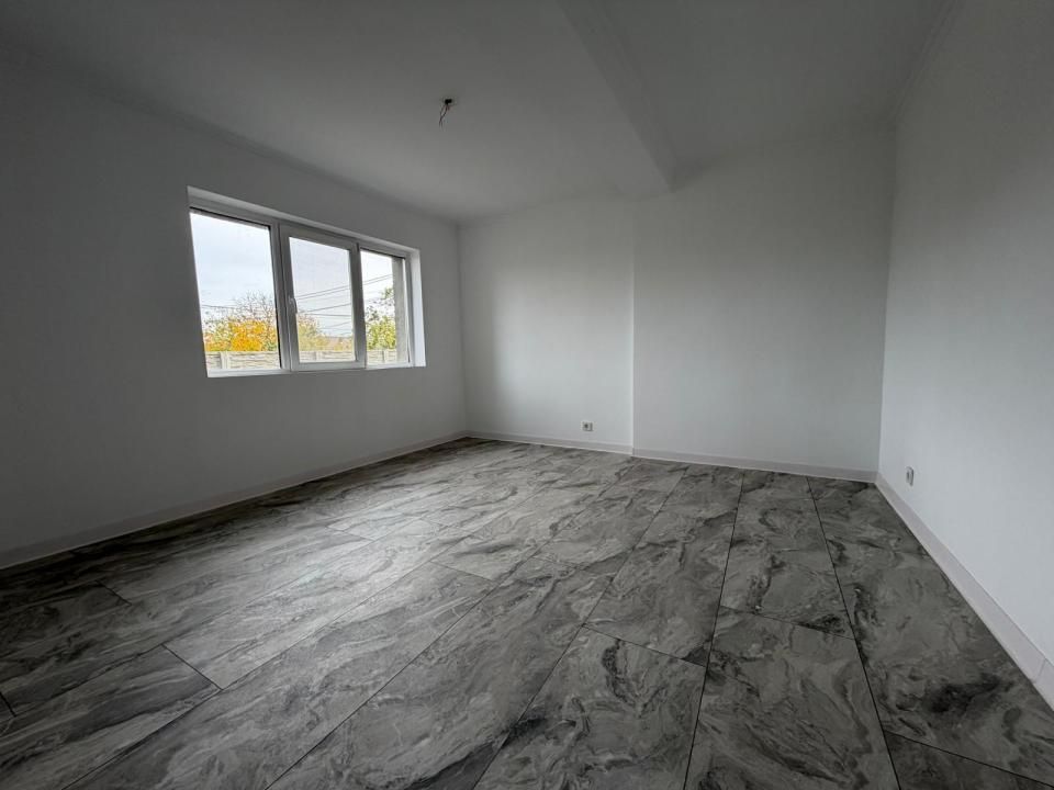 Individuala | Parter + Etaj + Pod | Asfalt | Toate utilitatile | Garaj – fotografia 4 din 22