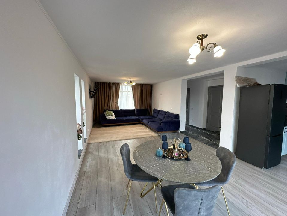 Casa 4 camere, 120mp, Carcea, zona Metro – fotografia 2 din 15
