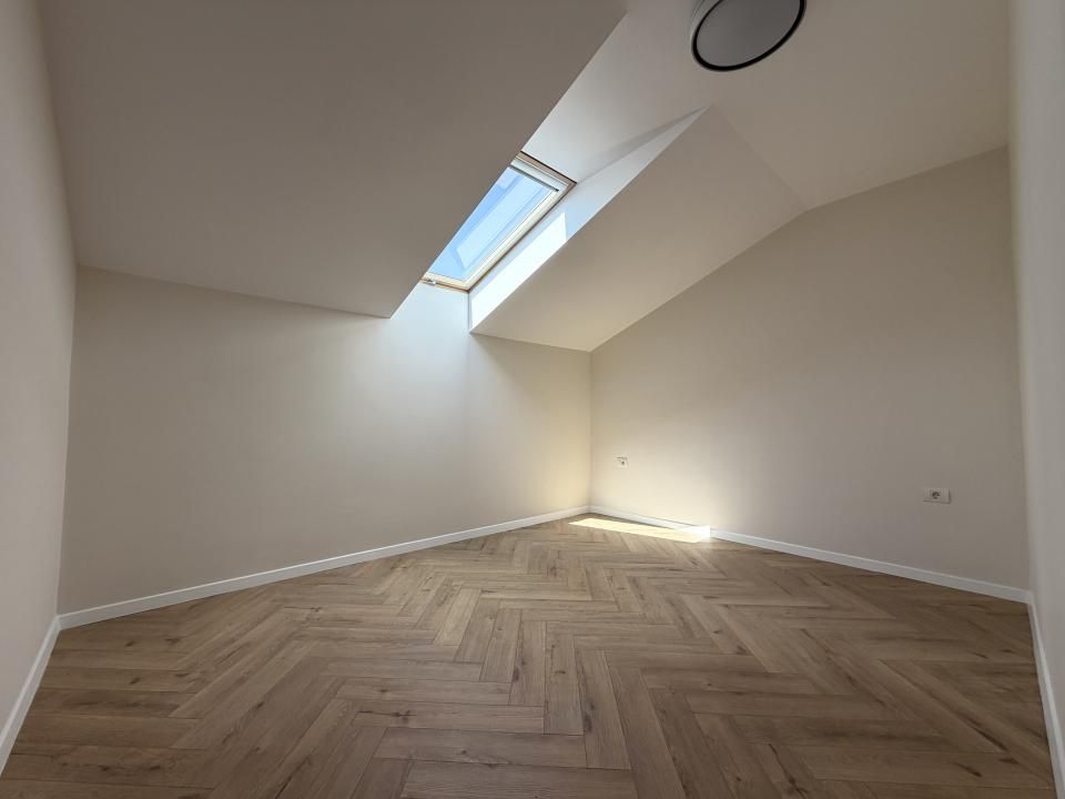 Apartament cu 2 camere, decomandat, 50 mp utili, etaj 3-zona Sud Plaza – fotografia 3 din 7