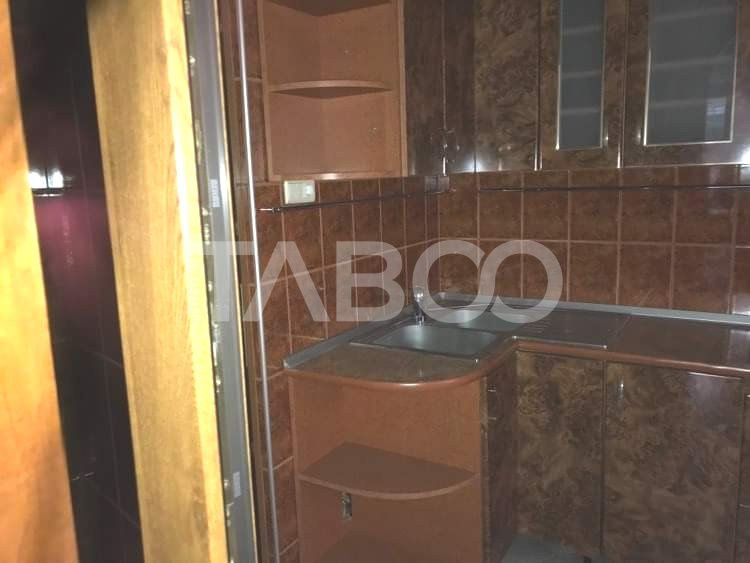 Spatiu de birouri decomandat 4 incaperi generoase zona Terezian Sibiu – fotografia 9 din 12