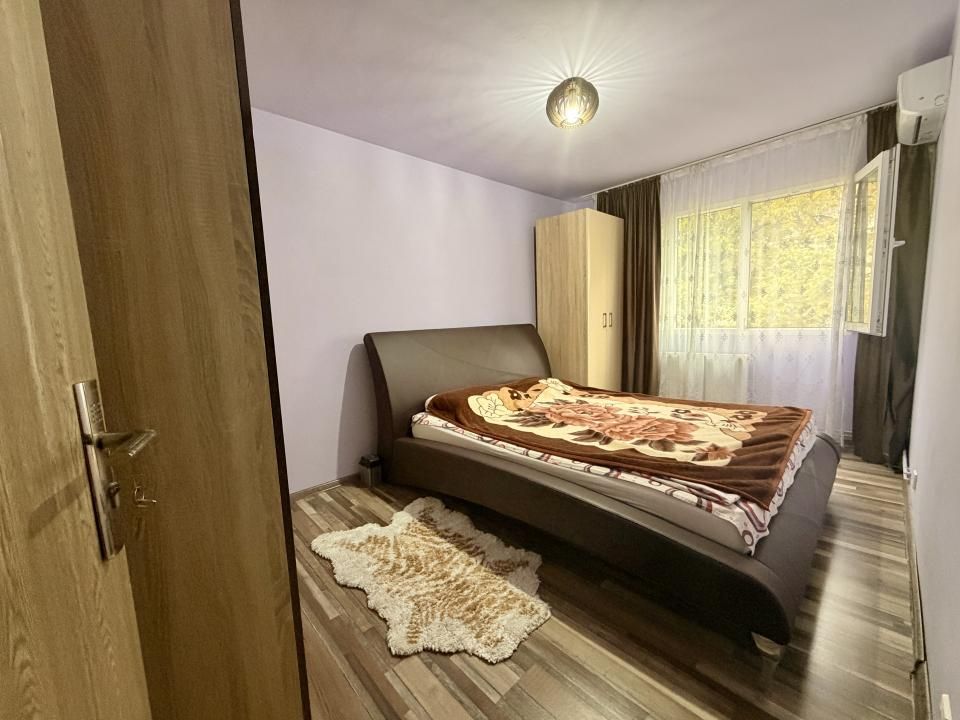 Apartament cu 3 camere, mobilat si utilat modern - zona Circumvalatiunii – fotografia 8 din 13