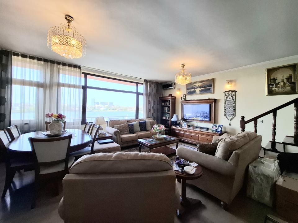 5 Camere | 217 MP | Panoramic | Etaj 2 + mansarda | Parcare | Centrală – fotografia 17 din 17