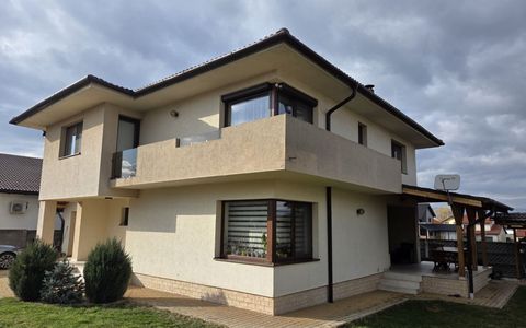 Casa 3 camere P+1 CETATE Alba Micesti Terasa 500 mp. Teren Asfalt Utilitati