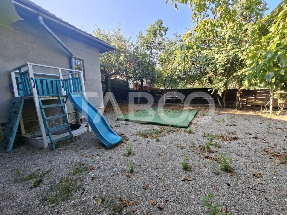 Casa pretabila pentru birouri after school cotabilitate Dumbravii – fotografia 10 din 15