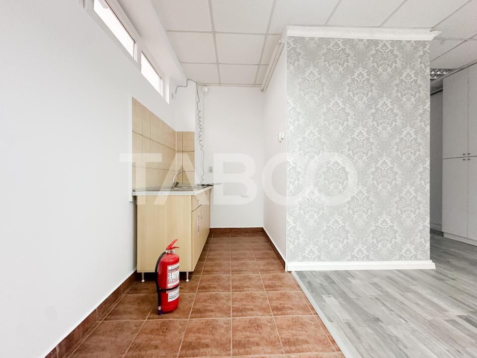 Cladire de Birouri finisata de vanzare zona The Office – fotografia 4 din 7