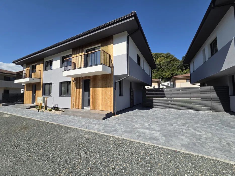 Duplex in Tauti, 4 camere, 120mp, 240mp teren – fotografia 3 din 16