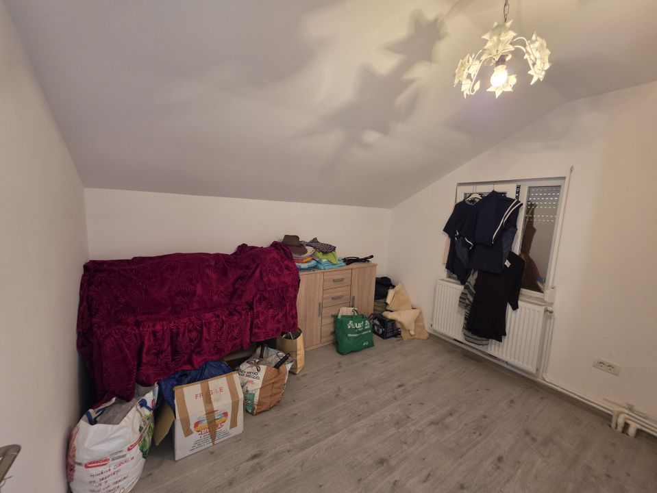 Oportunitate! Casa P+M înaltă, 4 camere, mobilata, utilata, Valu lui Traian! – fotografia 12 din 13