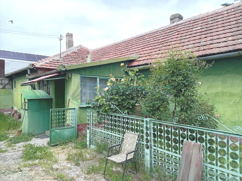 Casa de vanzare in Oradea, zona Calea Clujului, 780 mp teren – fotografia 2 din 12