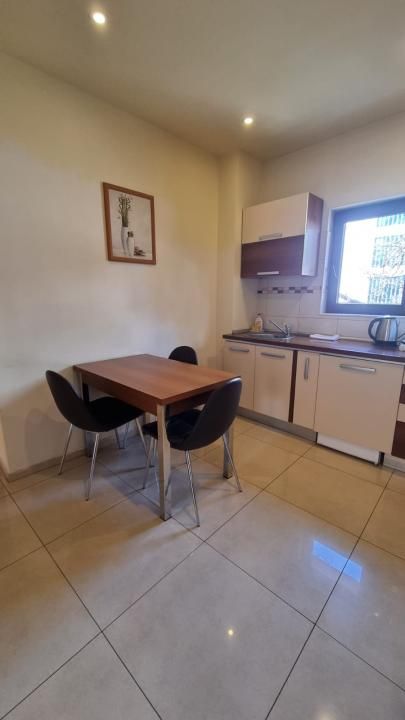2 Camere de inchiriat | P-ta Romana | Metrou| Facultate Ase | Centrala – fotografia 6 din 10