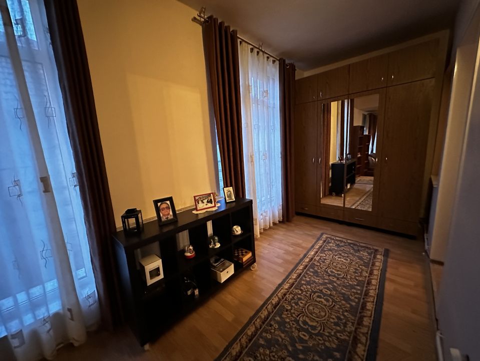 Vanzare Casa 7 Camere Renovata P+M cu 750 mp Teren acces 2 strazi topAlba CENTRU – fotografia 28 din 40
