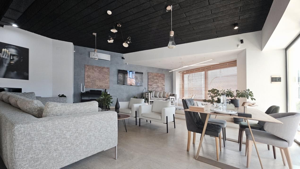 Comercial Premium | Showroom | Ultracentral | Corneliu Coposu – fotografia 3 din 25