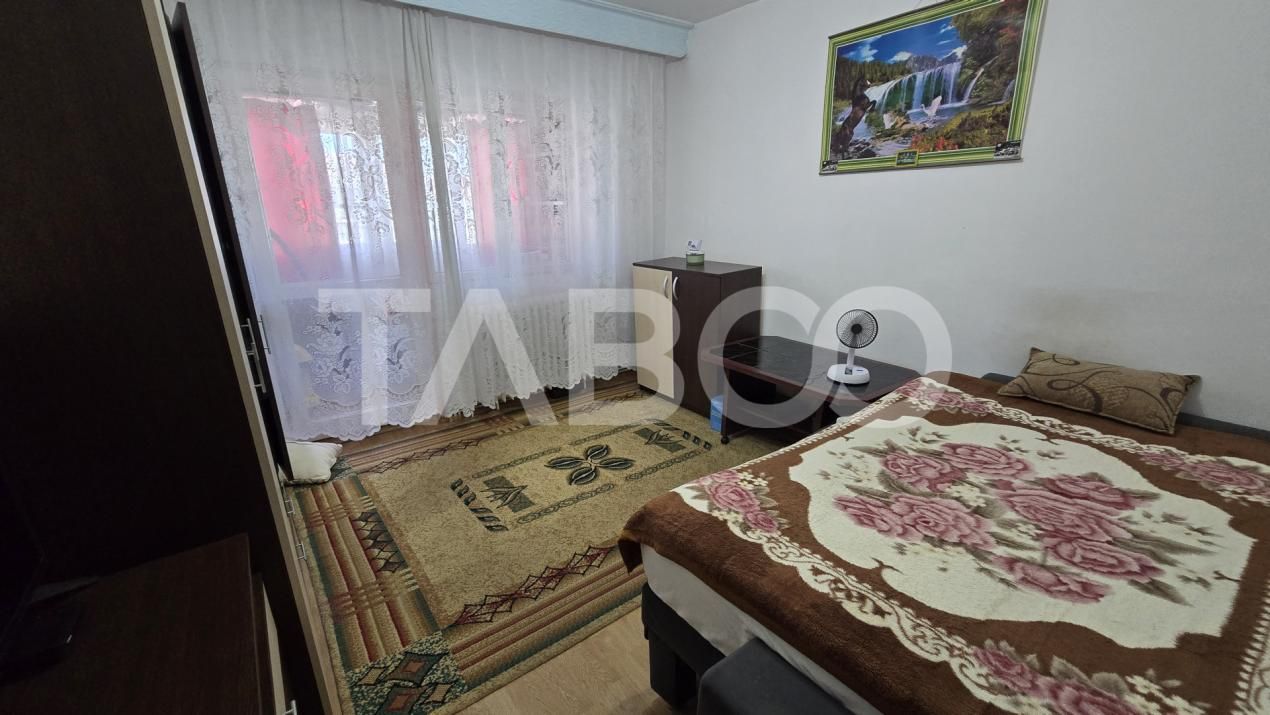 Apartament de vanzare 2 camere decomandate in Cartierul Strand I – fotografia 4 din 8