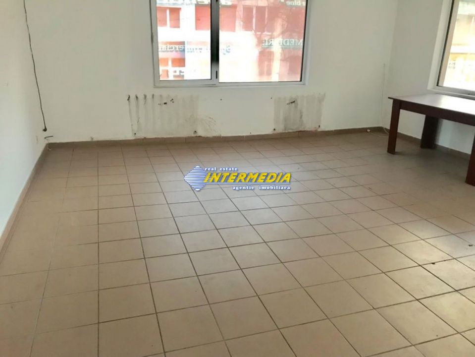 Spatiu de birouri I Cetate I 37 mp I de inchiriat I grup sanitar I – fotografia 2 din 5