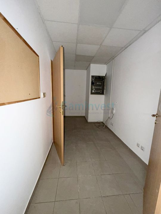 Spatiu comercial stradal cu vitrina, Iosia, Oradea – fotografia 4 din 5