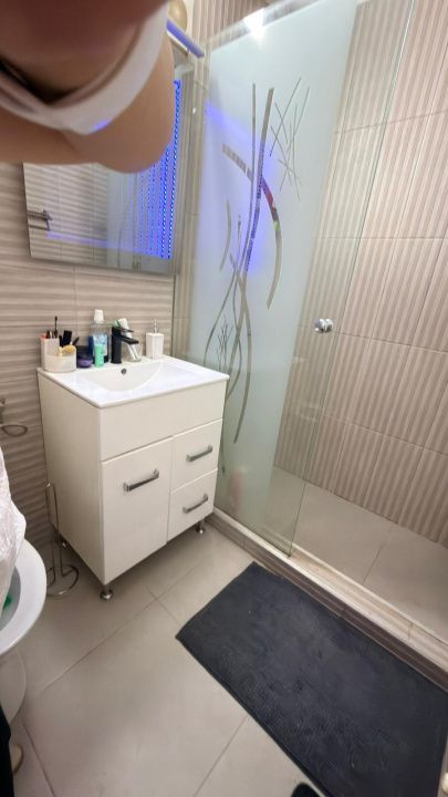 Vanzare Apartament 2 camere cu Balcon CUGIR Parcare Finisat Utilat Mobilat – fotografia 7 din 24