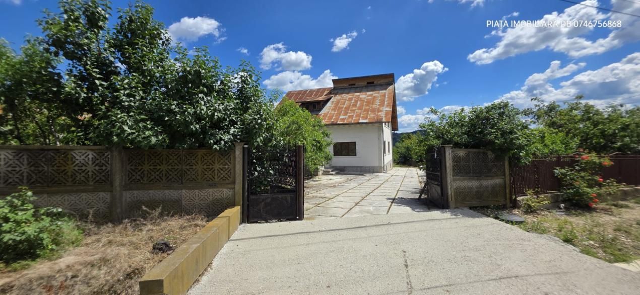 Casă individuală de vânzare, 6 camere, subsol 110 mp, teren 5.753 mp – Cândești – fotografia 9 din 16