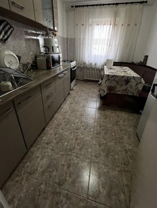 Apartament 2 camere, mobilat in zona Olimpia -Stadion – fotografia 3 din 5